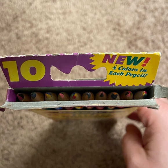 Vintage RoseArt Rainbow Colored Pencils - Picture 4 of 4